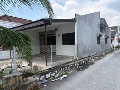 1 Storey Endlot Taman Sri Serdang Selangor Near UPM ( Non Bumi Lot )
