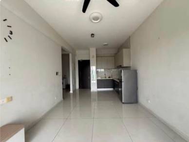 For Rent Country Garden Bay Point 2Beds Partial Furnished Danga Bay