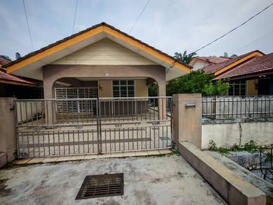 Rumah Semi D Taman Sejati 2