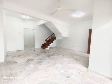 2 Storey Puj Puncak Jalil Perdana Putra Permai Equine Seri Kembangan