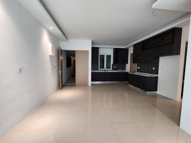 Quay West Residence