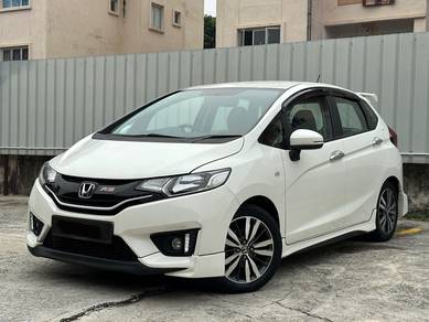 2016 Honda JAZZ 1.5 E V RS BODY KIT ANDORID CAMERA