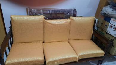 Sofa Kayu
