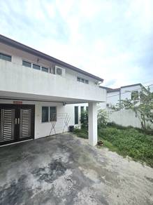 End Lot with 10ft land 2 Storey PJS 10 opposite Sunway Pyramid to BRT