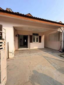 Panorama Lapangan Single Storey Terrace House For Sale