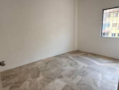 Low floor, convenient location, nearby Puchong Jaya and Sunway