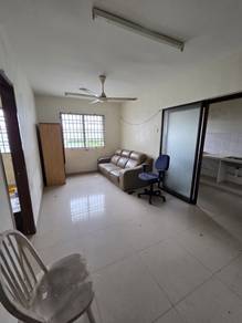 Tg Tokong Palm Court (Block B) 3-Bedrooms 680sf Partially Furnished