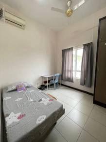 Cova Villa Condo Kota Damansara Male Medium Aircon Room F/F Near LRT