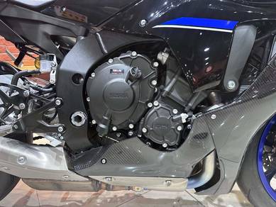 2025 Yamaha YZF-R1M AKRAPOVIC EXHAUST UNREG
