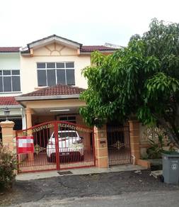 Rumah Teres 2 Tingkat 5 Bilik Tidur Taman Bertam Jaya