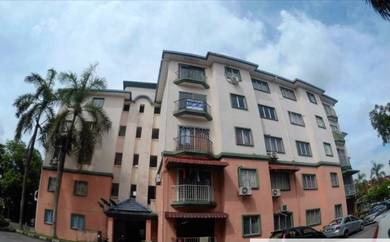 Sri Putra Apartment @ Sungai Buloh