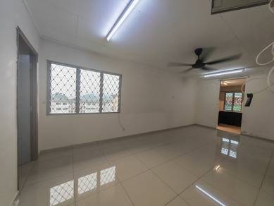 Wangsa Maju Seksyen 2 Flat near LRT Wangsa Maju 3 bedroom 2 bath