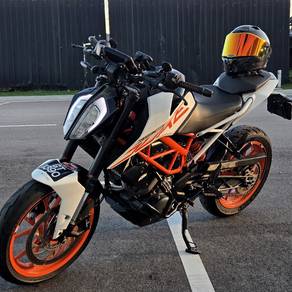 KTM Duke 390 V2 