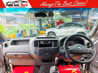 Toyota HIACE 2.8 (M) WINDOW VAN 12 SEATER WARRANTY