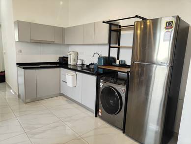 Equine Residence 2Rooms Fully Furnished Near UPM AEON Tmn Equine