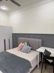 Middle Room for Rent at Royal Domain — All Utilities Included