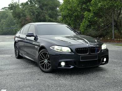 BMW 528i 2.0 MSPORT. Ori Color Imperial Blue.