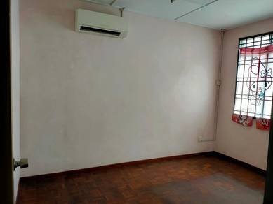 Taman Perling/ Medium Cost Landen end Lot/ Partial Furnish/ Near JBFor
