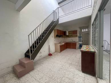 Basic Renovated 1 Storey Terrace, Butterworth