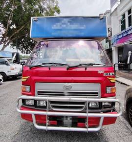 Lori daihatsu 2ton V58