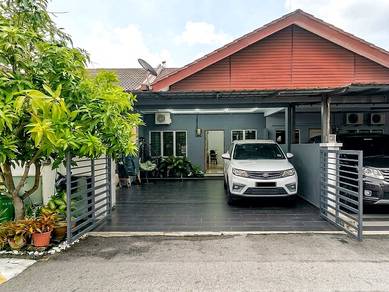 [RENOVATED] 1 Storey Terrace Taman Ixora Bandar Baru Salak Tinggi BBST