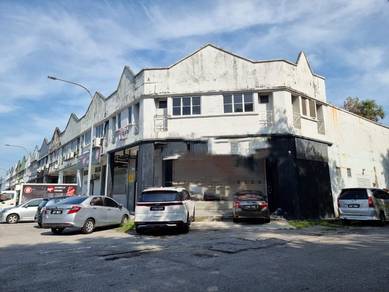 Corner factory Ara Damansara