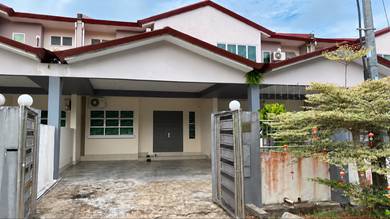 Double storey Terrace House