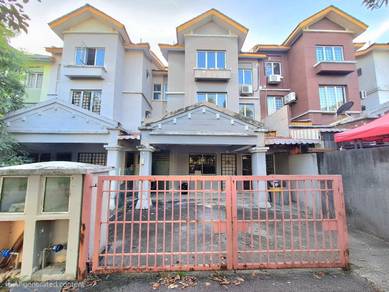 3-storey-Terraced-House-for-sale-Kota-Kemuning-Selangor