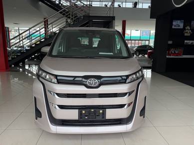 2023 Toyota NOAH 2.0 X  (A) [ 2 POWER DOORS ]