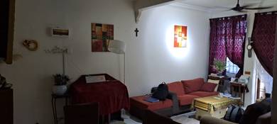 Full Furnished and Renovated 3R 2B