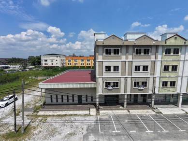 Teluk Intan 12,800 sq.ft. Industrial Wisma Shoplot Factory with Lift