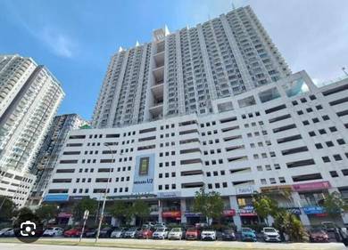 Shah Alam Seksyen 13 , Menara u2 apartment with Furniture near MSU