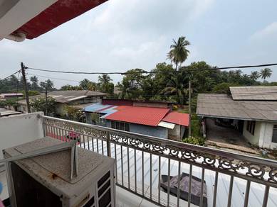 Teres Setingkat Taman Desa Darul, Iman Bukit Kuang kemaman