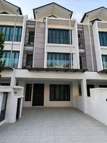 3 stry house for sales 