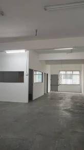 Double storey shoplot at Taman Bestari Indah, Ulu Tiram for Rent