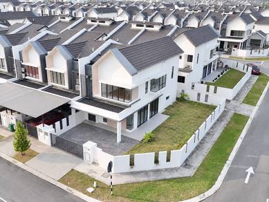 Serenia Aiora Sepang Teres 2 Tingkat Corner Lot Tanah 3069 kps