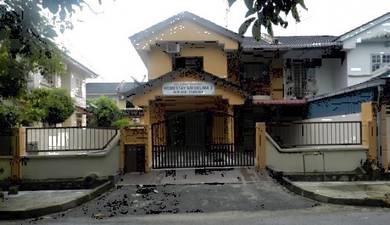Homestay Sri Delima 2 dan Bayu- Semi D 2 tingkat