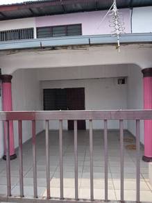 2 bedroom 1 bathroom house for rebuild