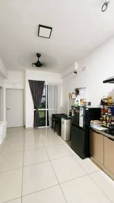 Wellkept Plaza Kelana Jaya 2r1b1cp @Partly Furnish HighFloor LakeView