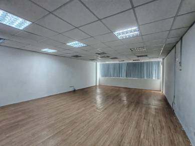 Partially Furnished 2nd Floor Shop Office Taman Sri Rampai