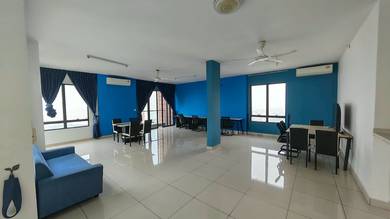 Woodsbury Suites