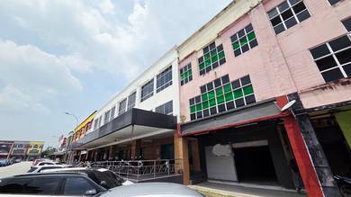 Bandar Baru Nilai Good location 3 storey shop for rent
