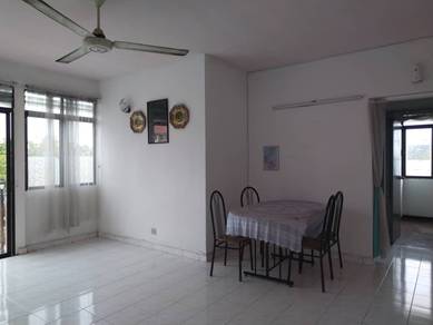 Pangsapuri Idaman [ Corner Unit ]