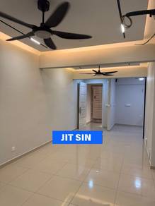 Worth For Rent!! Ideal Residency Cabinet Pool View USM Venice Gelugor