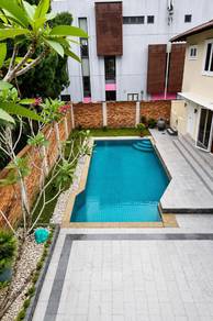 For Rent Section 16, PJ Bungalow with private Swimming Pool