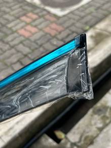 Prius 1.8 Door Window Visor
