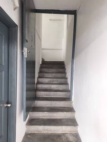 Townhouse first Floor for Rent @ Salak South Garden
