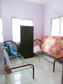 Bilik sewa kg gangsa durian tunggal