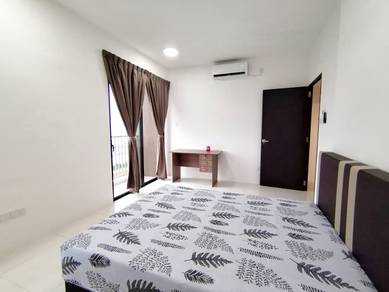 Personal 🍁Balcony Room at ✨VIVO Executive @ Batu Kawan✨, ✅(Male Unit)