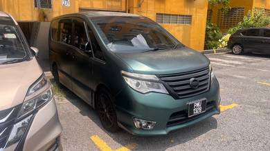 Nissan SERENA 2.0 S-HYBRID HIGHWAY STAR